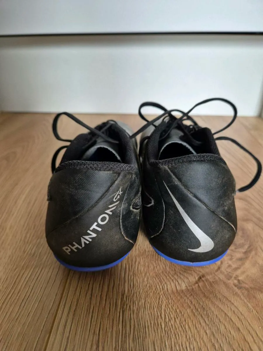 Phantom GX soccer boots size uk 7 - Image 4