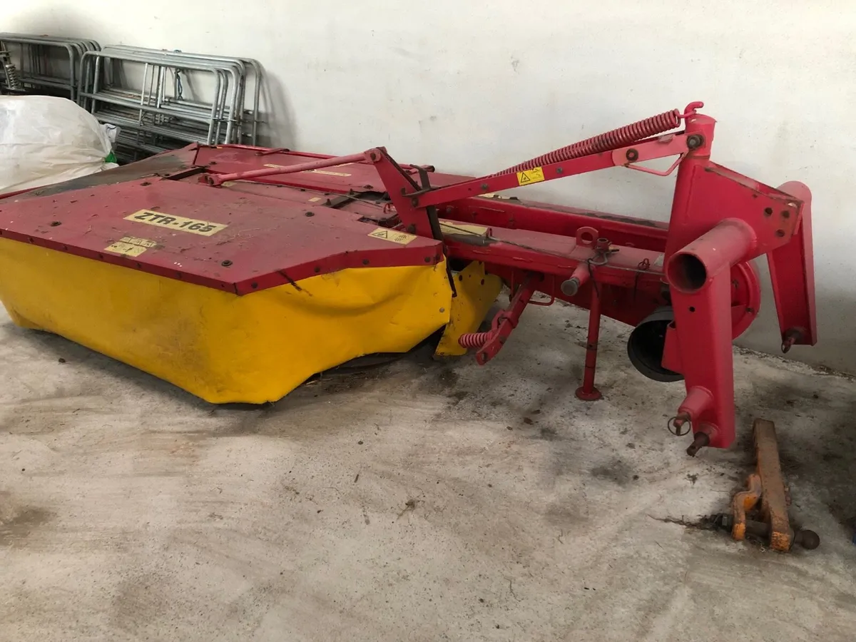 ZTR 165 rotary mower and pz haybob - Image 1