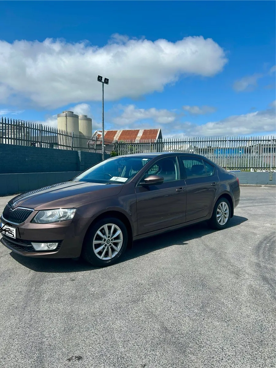 Skoda Octavia - Image 1