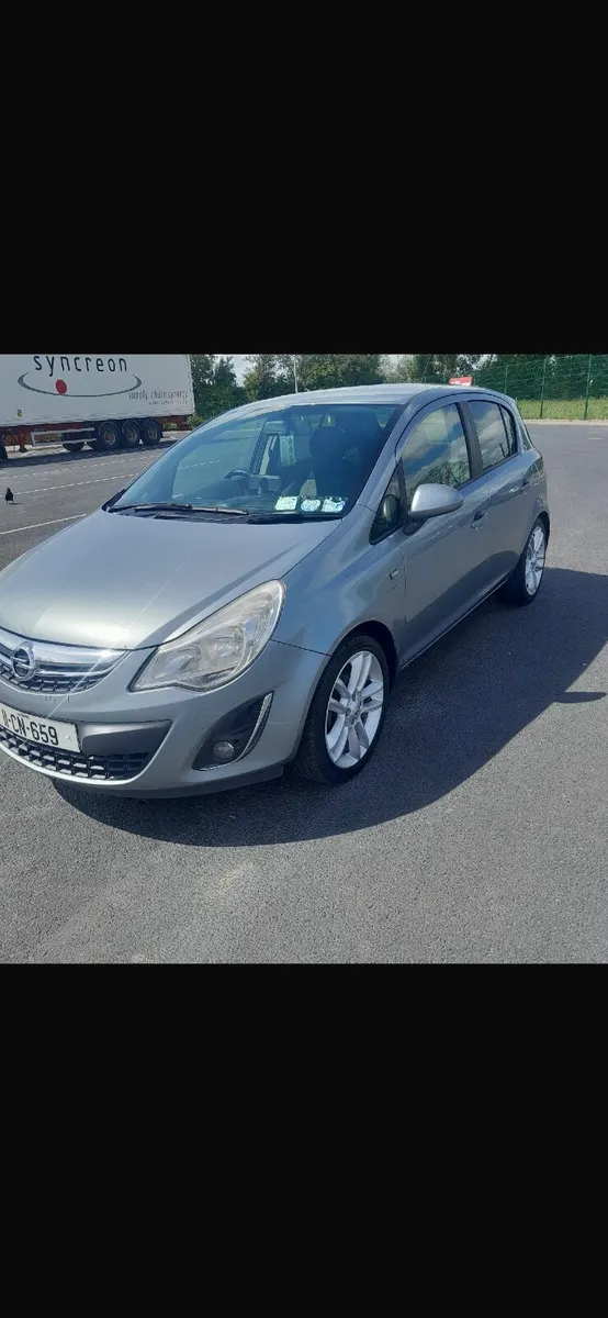 Opel Corsa 2011 - Image 2