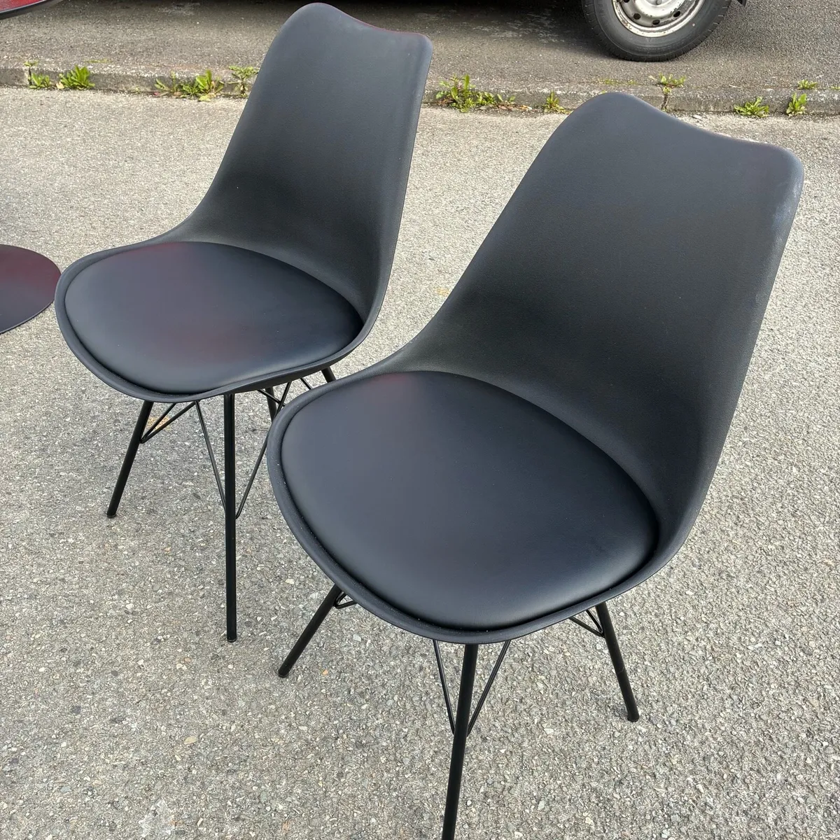 Black Round Table & 2 Chairs only - Image 2