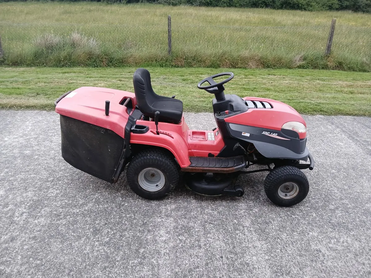 Ride on mower castle garden - Image 1