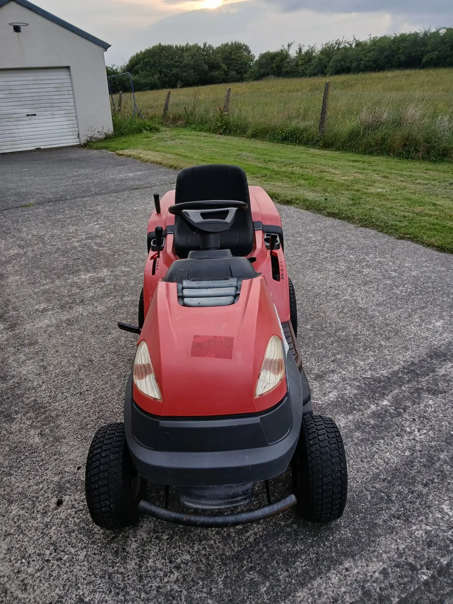 Ride on mower castle garden - Image 2