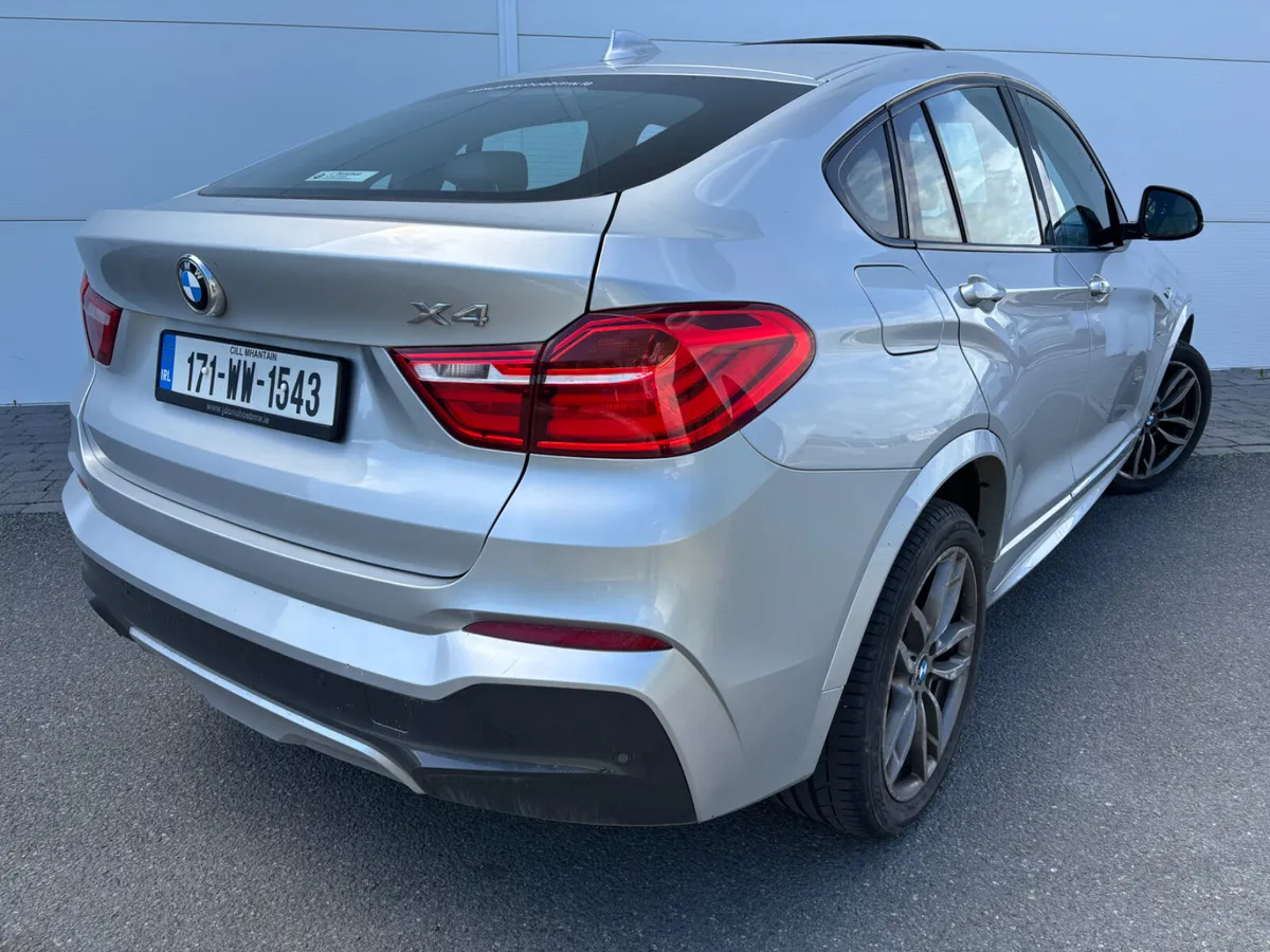 2017 BMW X4  M-SPORT X-DRIVE A\T FBMWSH NCT - Image 4