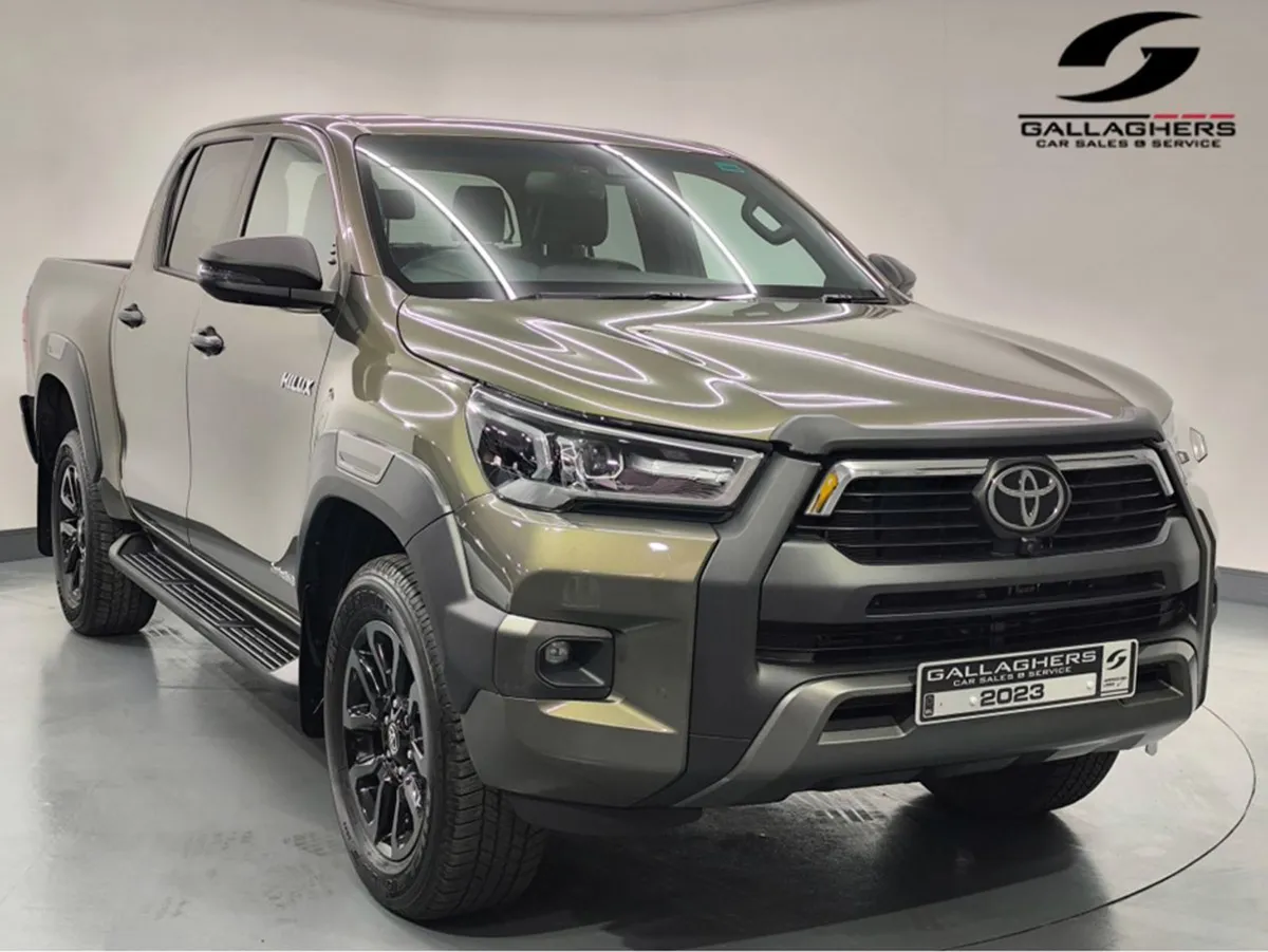 Toyota HiLux (231) Invincible X 2.8 D-4d 4WD - Image 1