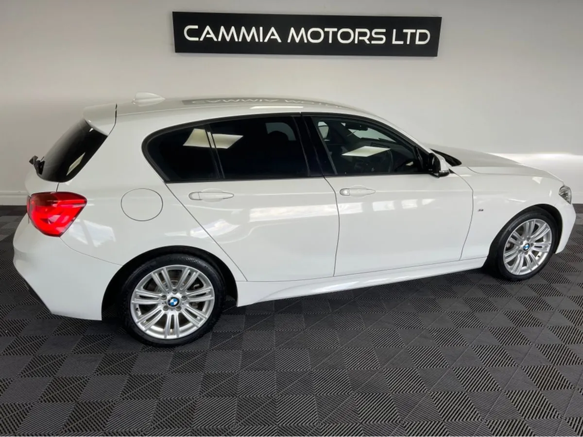 BMW 1 Series  bmw 118i   low Mileage   parking Se - Image 4