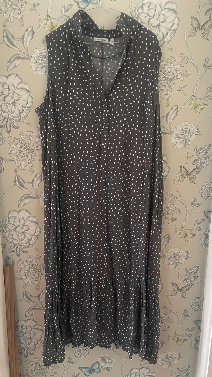 New dress 16 - Image 1
