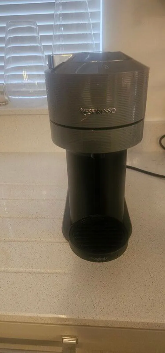 Nespresso Vertuo Next - Image 1