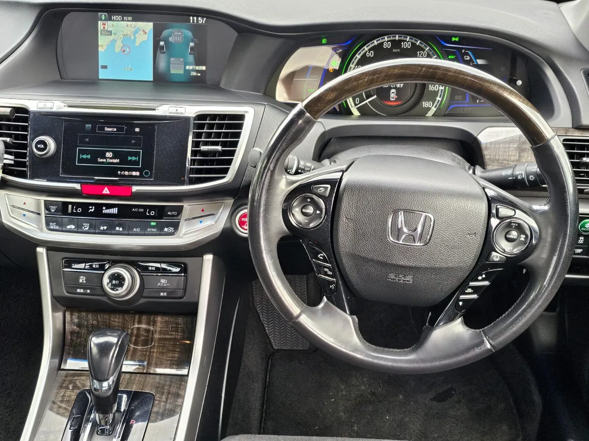 Honda accord hybrid automatic €9990 - Image 4