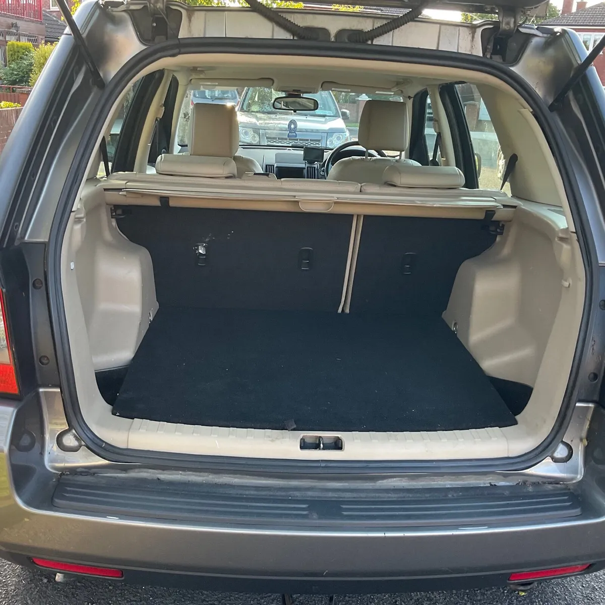 Land Rover Freelander 2011 - Image 3