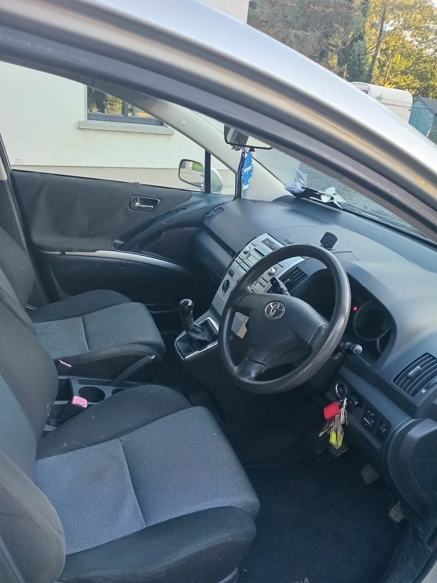 Toyota Corolla, D4D, 7 seater, new nct 05/26 - Image 4