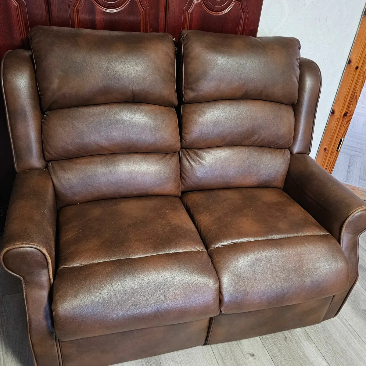 2 Seater Recliner Couch - Image 1