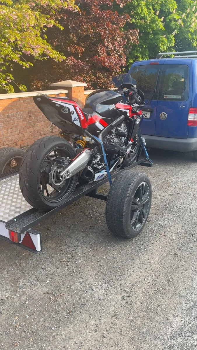 2016 Cbr650 track bike & trailer - Image 2