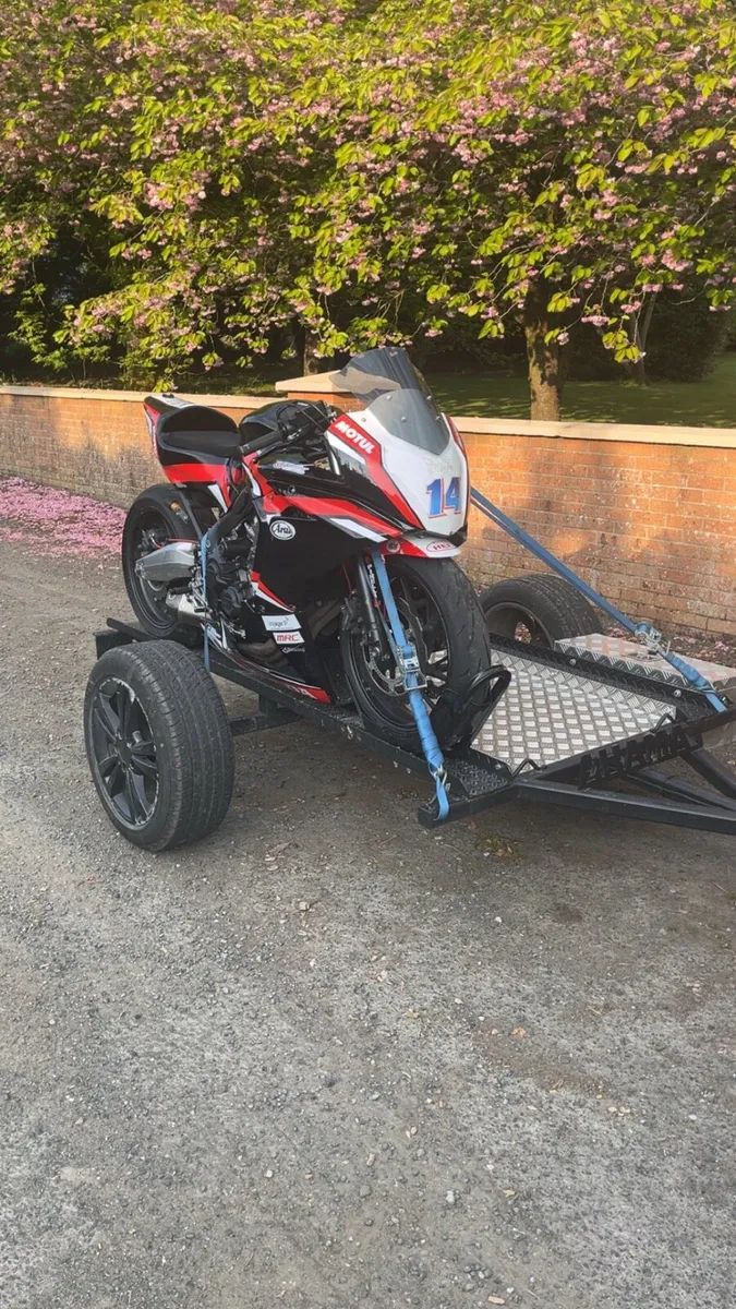 2016 Cbr650 track bike & trailer - Image 3