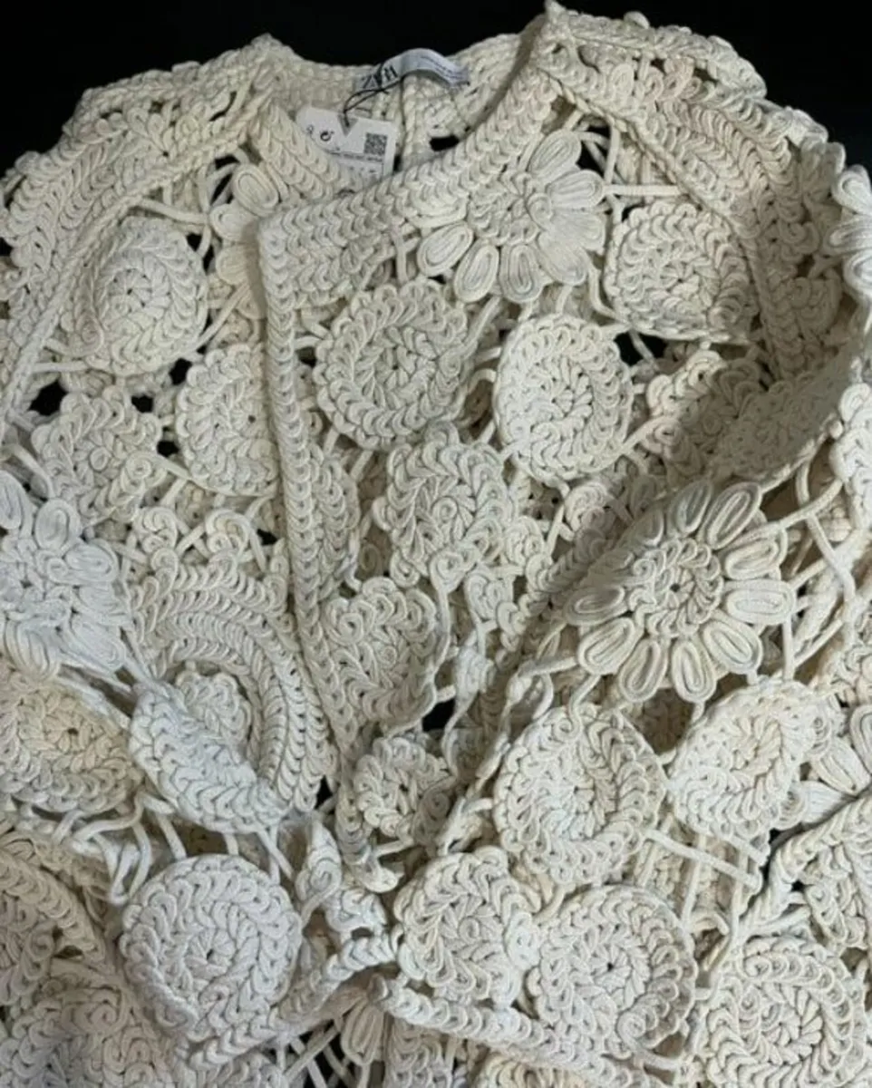 Summer cardigan with Irish lace - Image 4