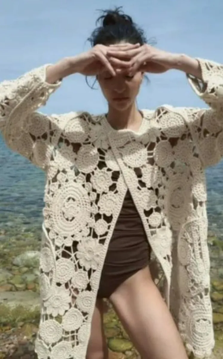 Summer cardigan with Irish lace - Image 1