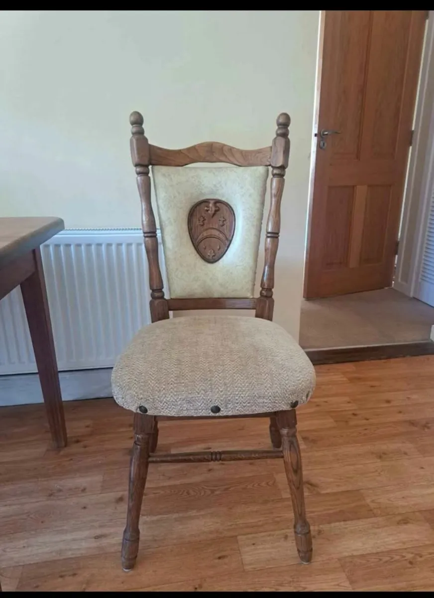 Solid Wood Dining table and 4 chairs - Image 2