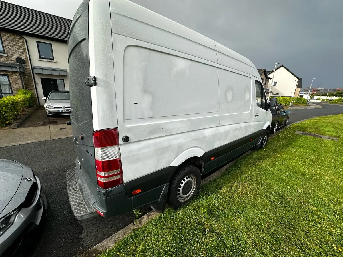 Mercedes sprinter - Image 3