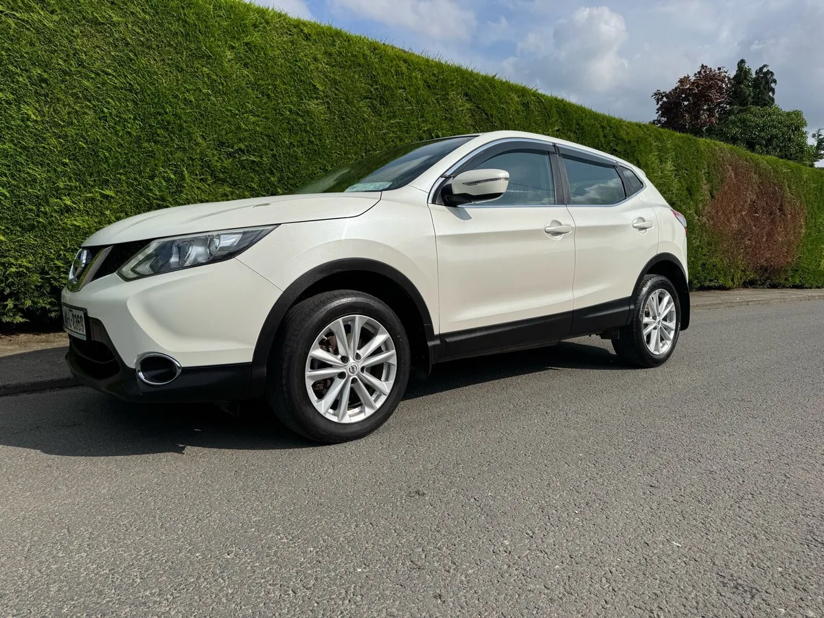 Nissan Qashqai 1.2 petrol NCT 8/26 - Image 4