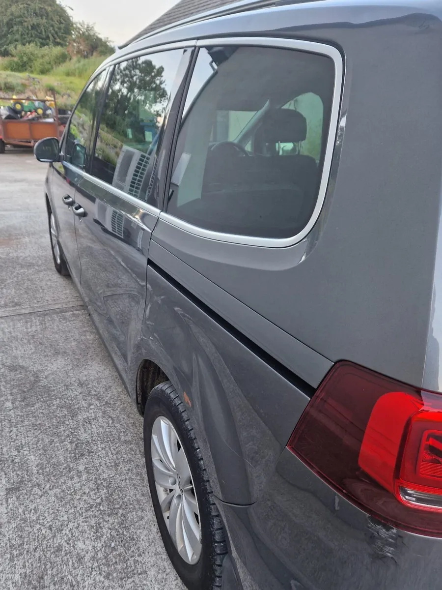 Volkswagen Sharan 2016 - Image 3