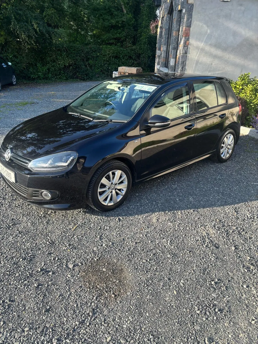 Volkswagen Golf - Image 1