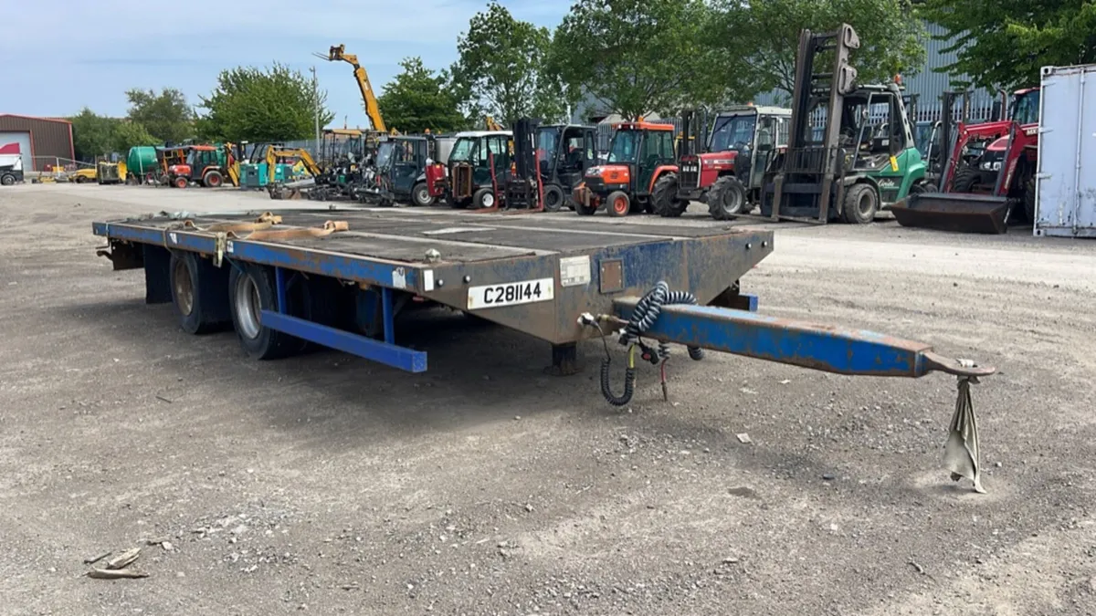 MAC Drawbar trailer 20 foot Air brakes twist locks - Image 2