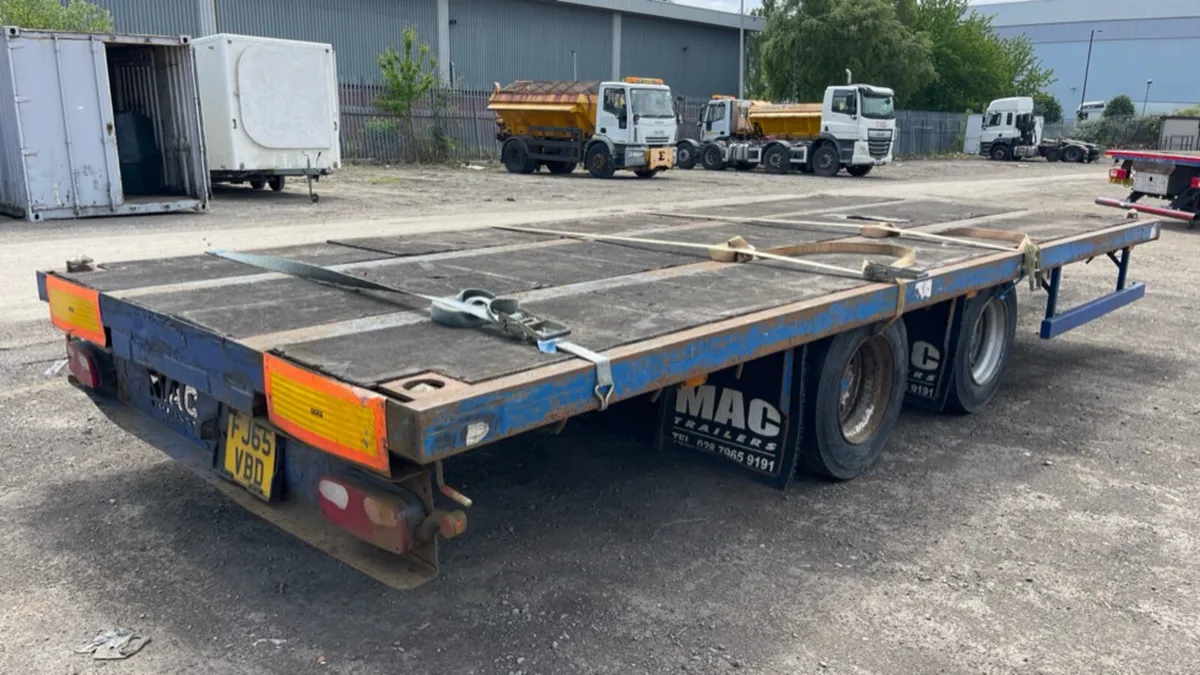 MAC Drawbar trailer 20 foot Air brakes twist locks - Image 1