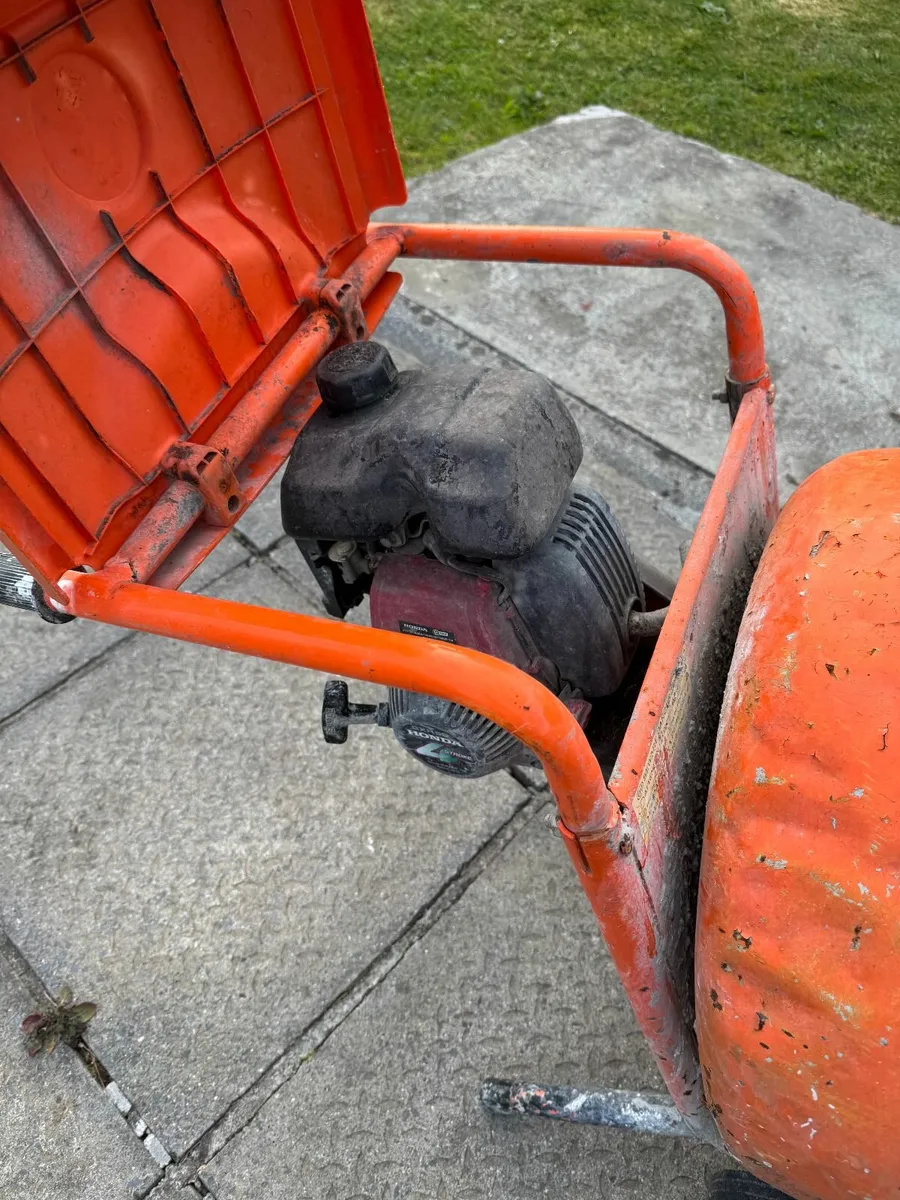 Petrol cement mixer - Image 3