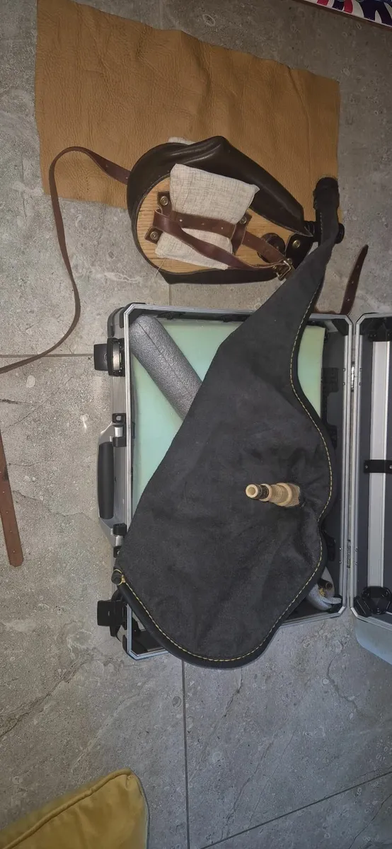 Uileann Pipes - Image 1