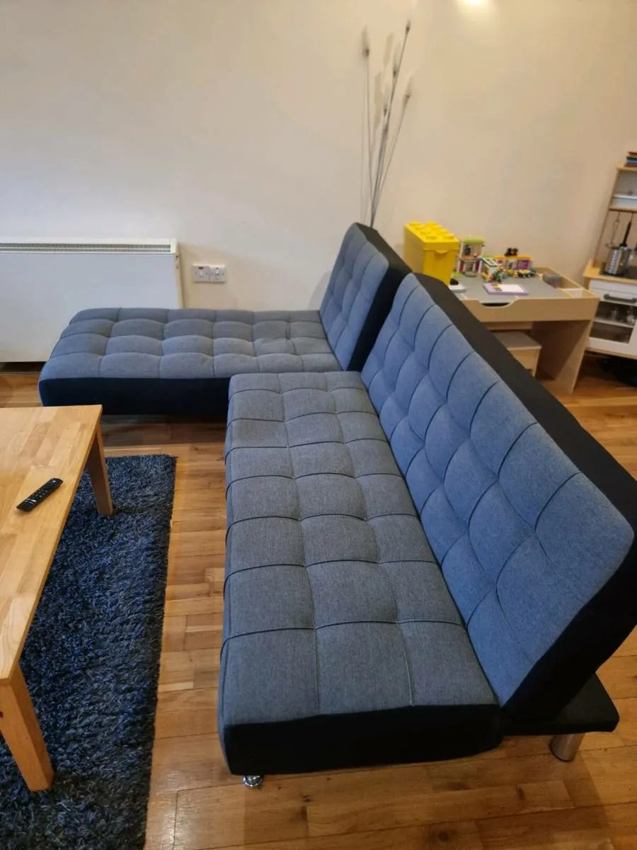 Chaise Sofa - Image 1