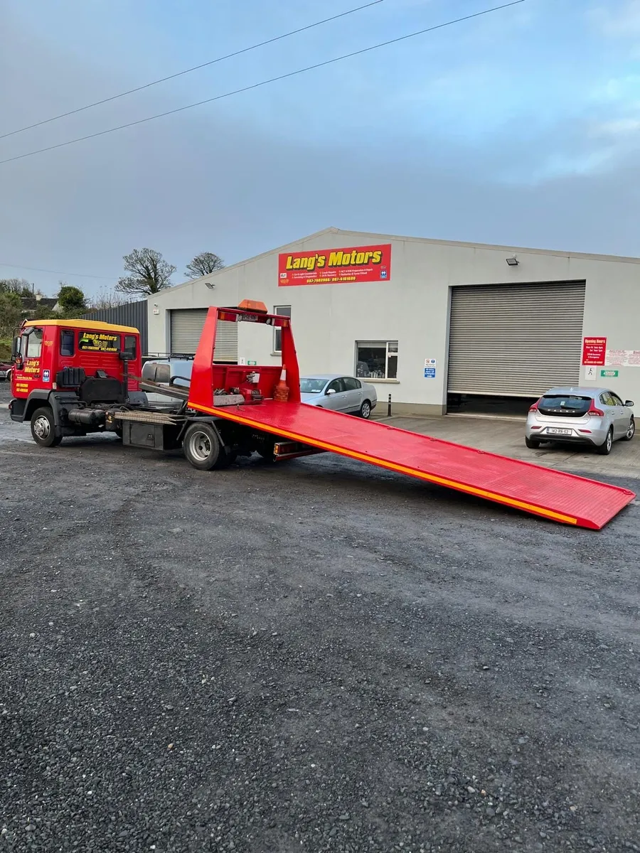 Man Recovery Truck - Image 2