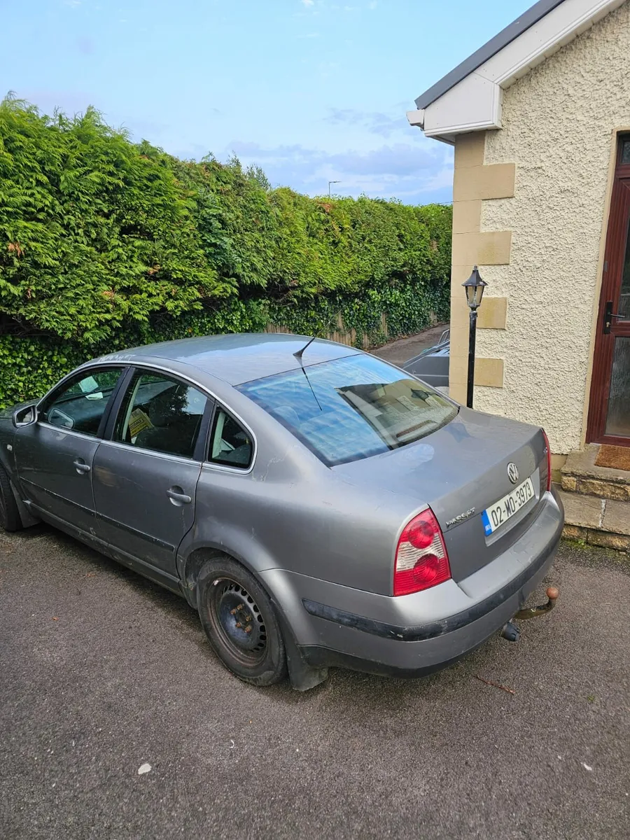 2002 Volkswagen Passat - Image 4