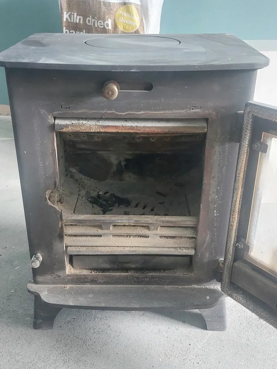 Small wood stove - Image 2