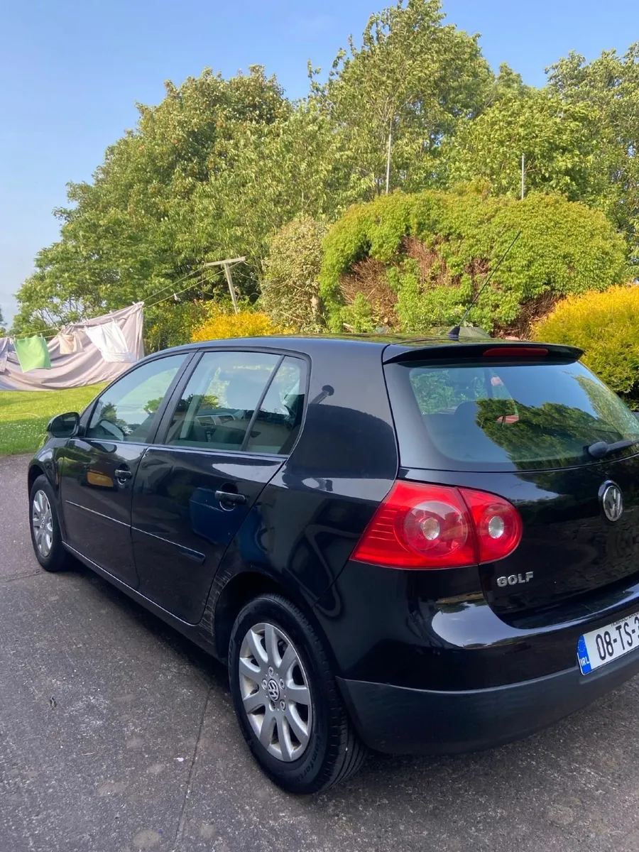 Volkswagen Golf 2008 - Image 1