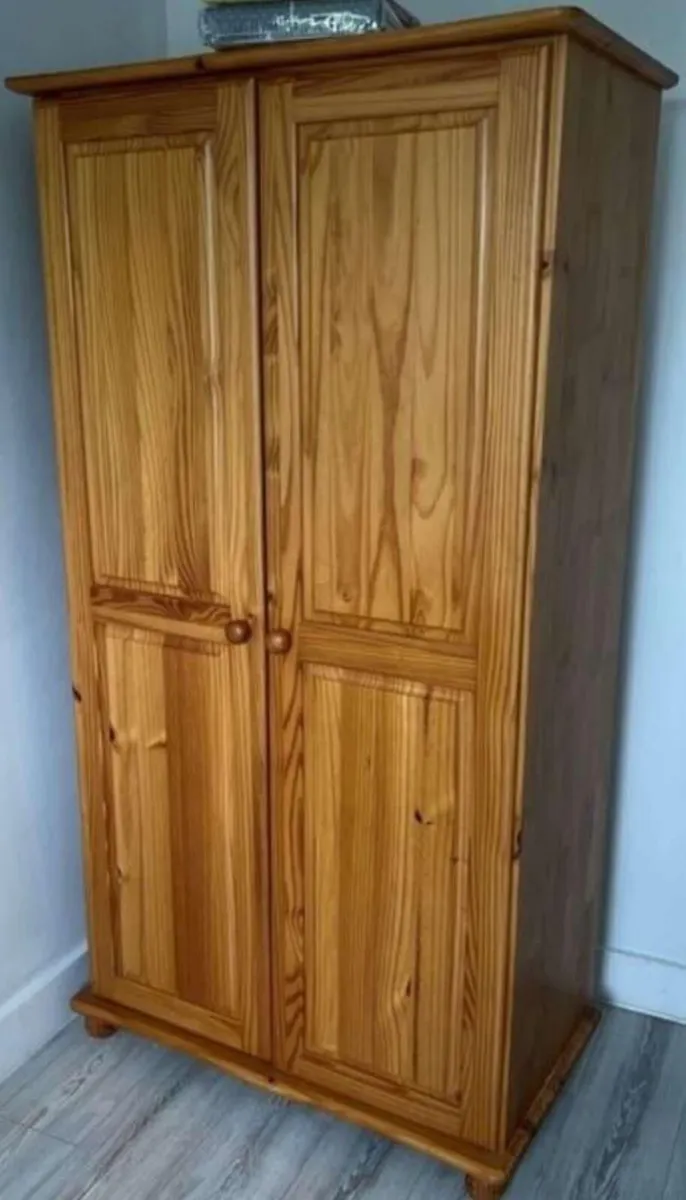 Double pine wardrobe