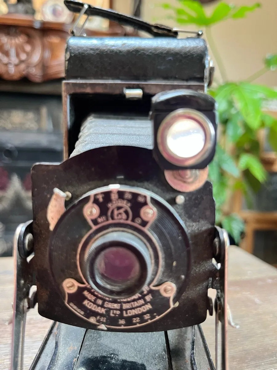 Vintage Camera - Image 3
