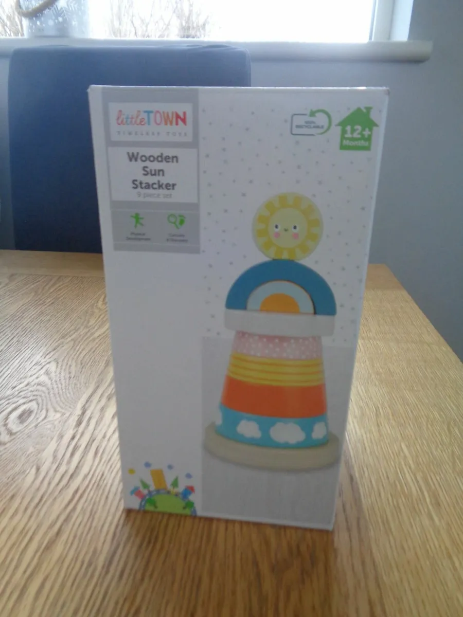 Little Town Wooden Sun Stacker for Sale - Image 2
