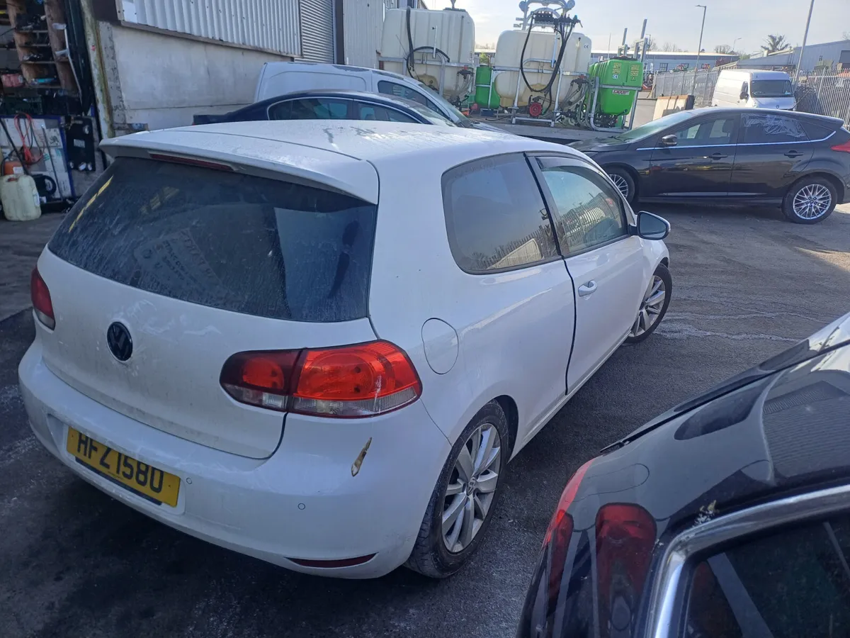 2012 VW GOLF 1.6TDI BREAKING - Image 4