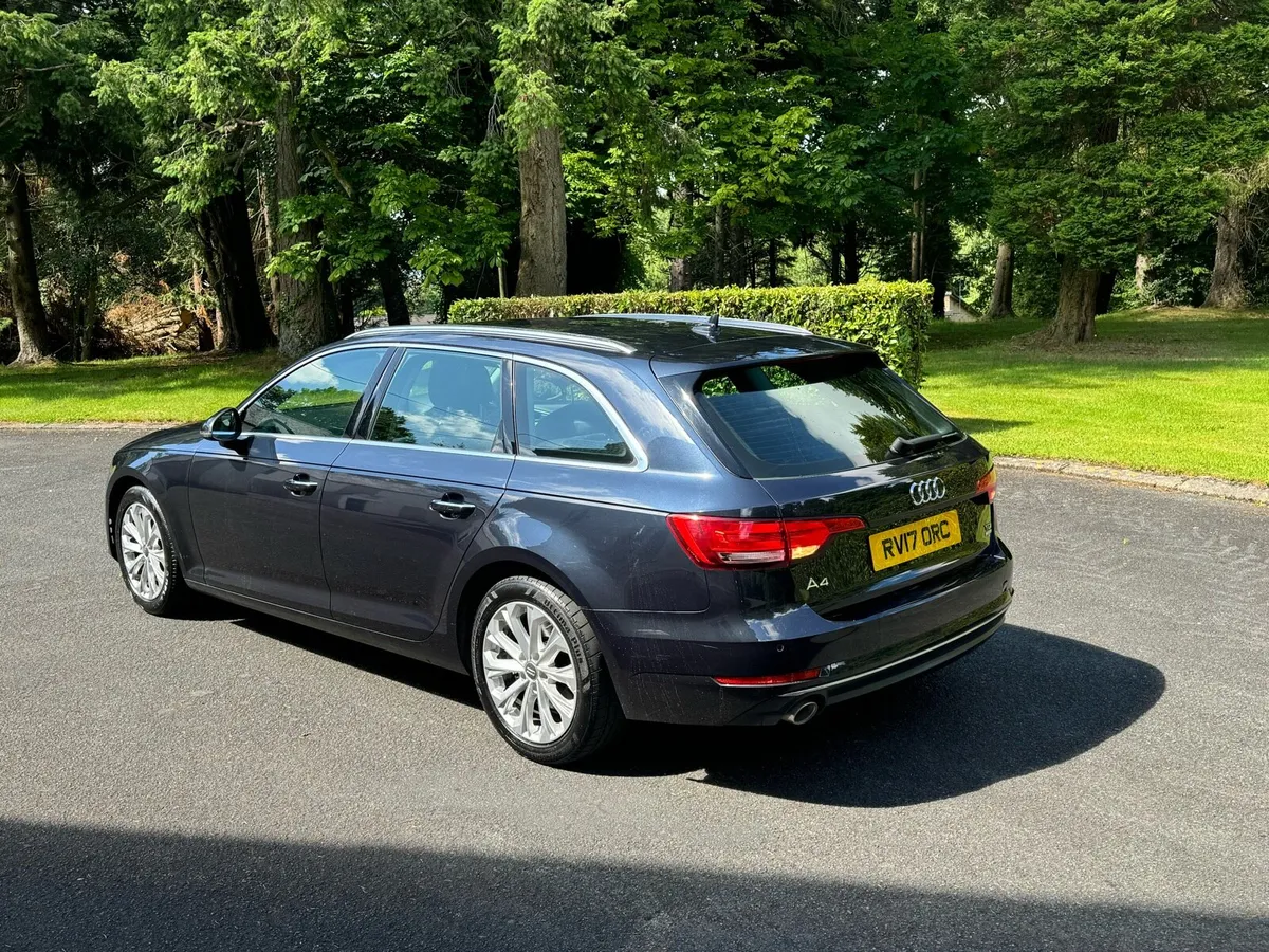 2017 Audi a4 se ultra,, auto - Image 3