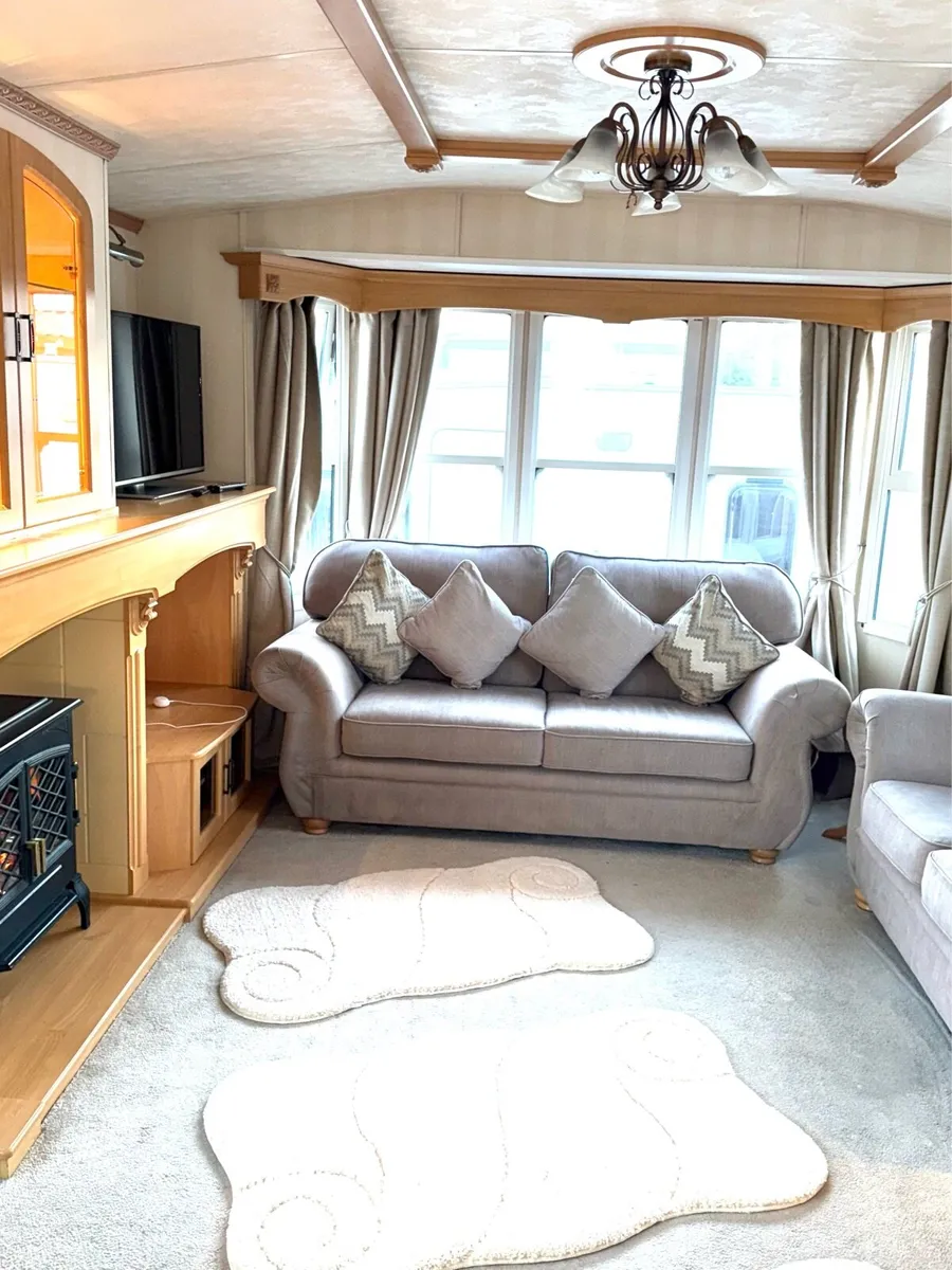 Mobile Home - Image 3