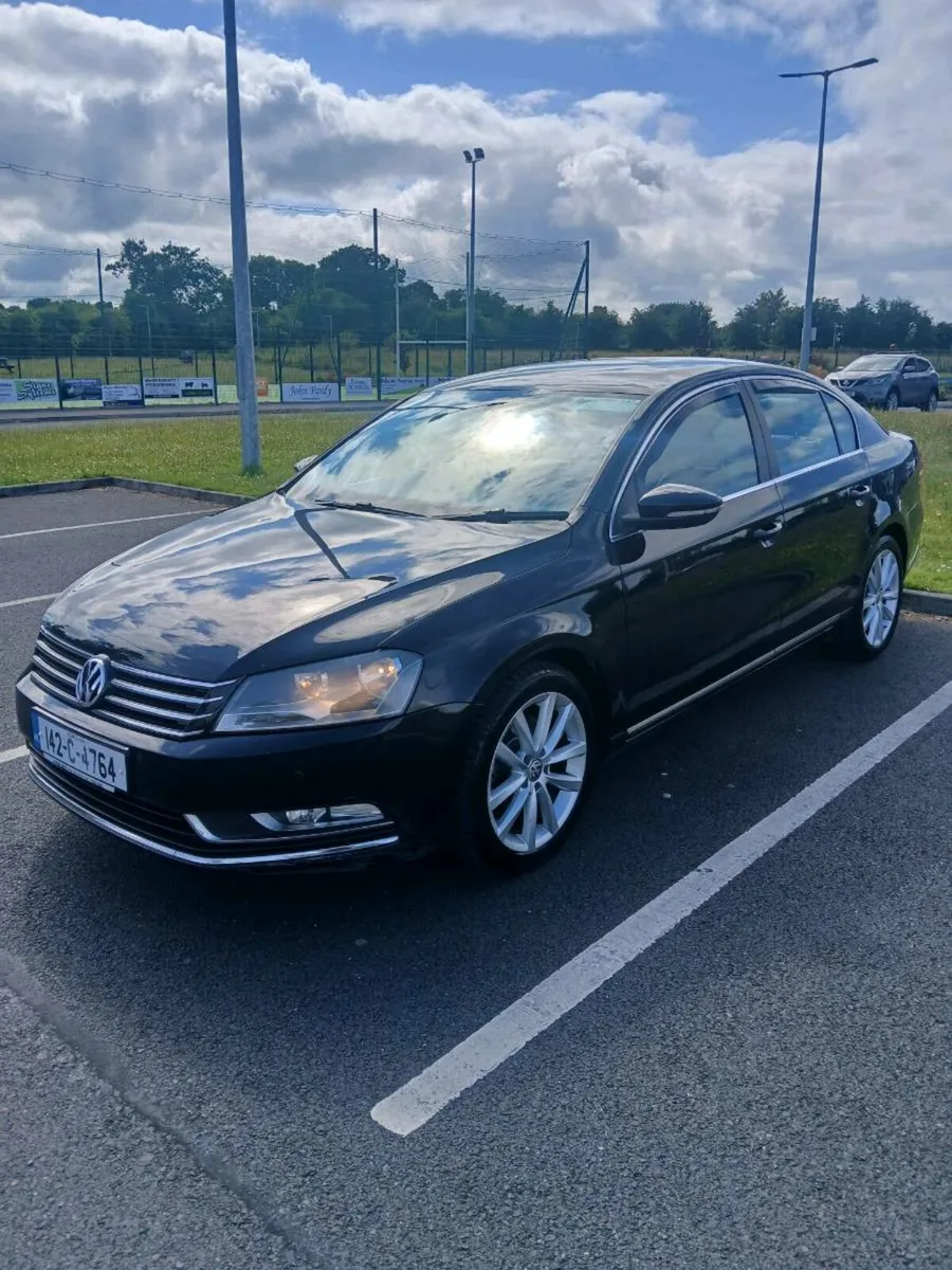 142 Volkswagen Passat 2.0 Tdi 140 Brake (6 Speed) - Image 3