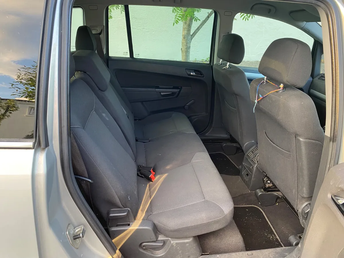 Vauxhall Zafira - €1,150 - Image 4