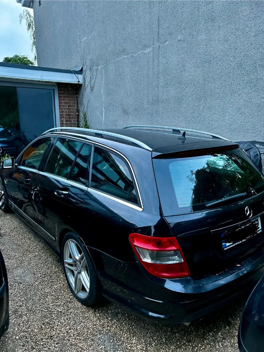 Mercedes-Benz C-Class 2009 - Image 1