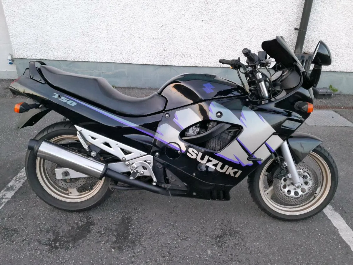 Suzuki Gsx750f 1993 vintage gr78a - Image 1