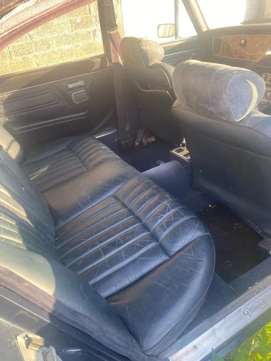 Daimler/Jaguar XJ6 Series 2 1976 - Image 3