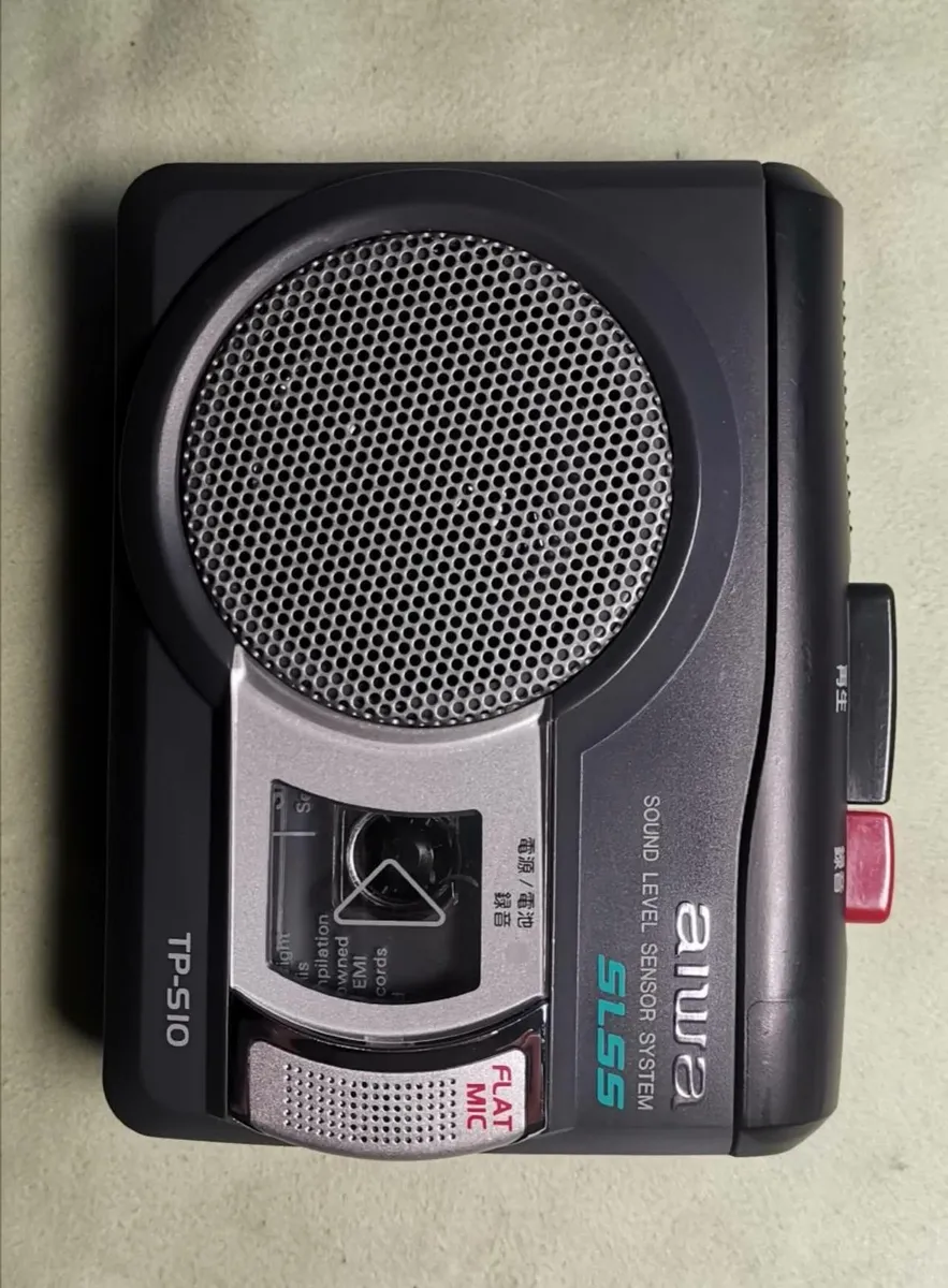 AIWA TP-S10 Cassette Player Walkman Recorder - Image 1