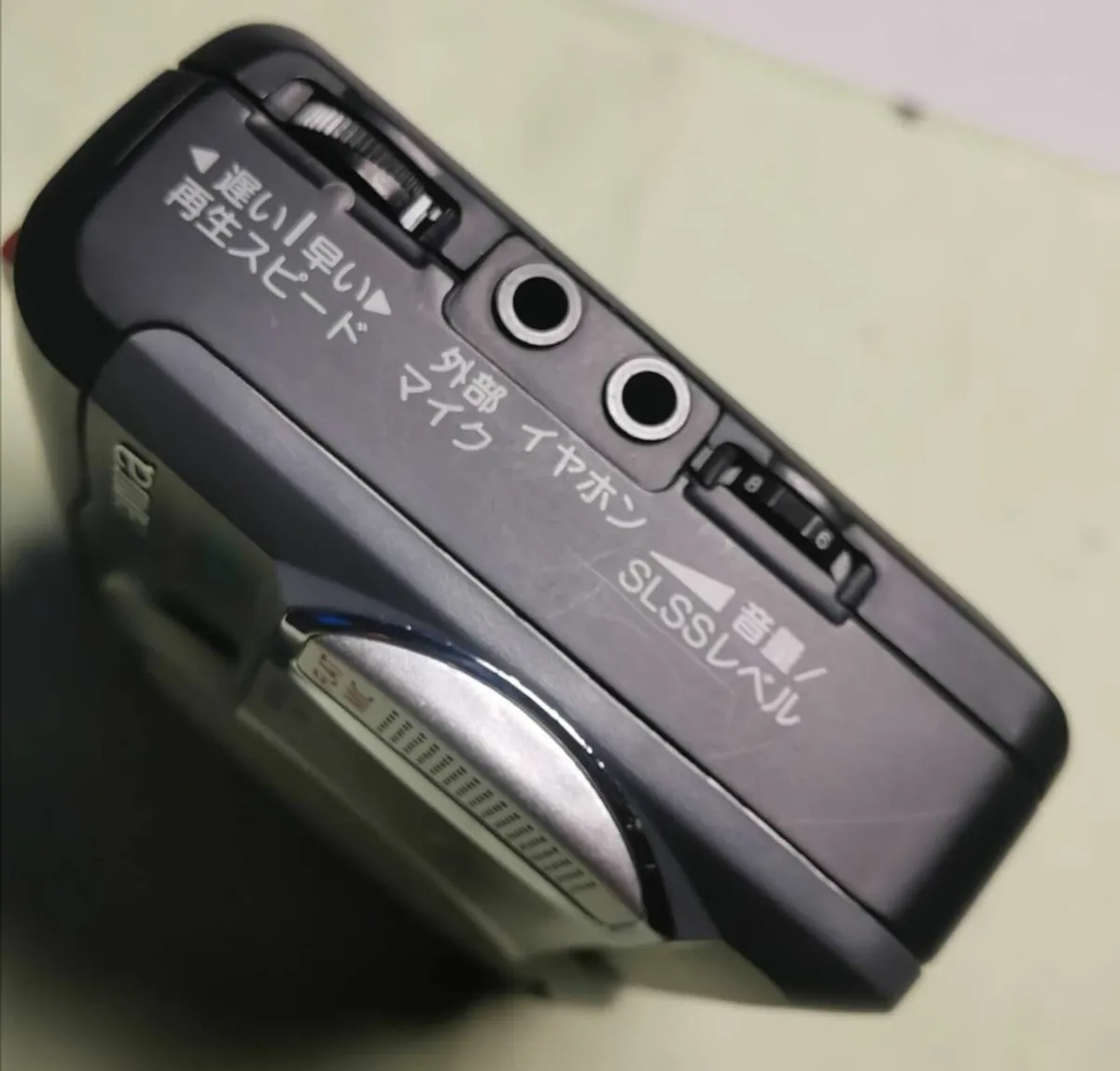 AIWA TP-S10 Cassette Player Walkman Recorder - Image 3
