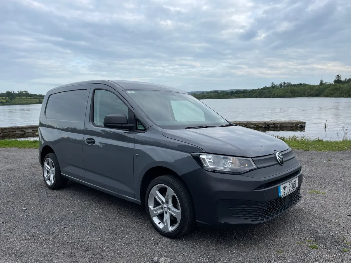 Volkswagen Caddy 2021 2.0 diesel Cvrt 5/26 - Image 3