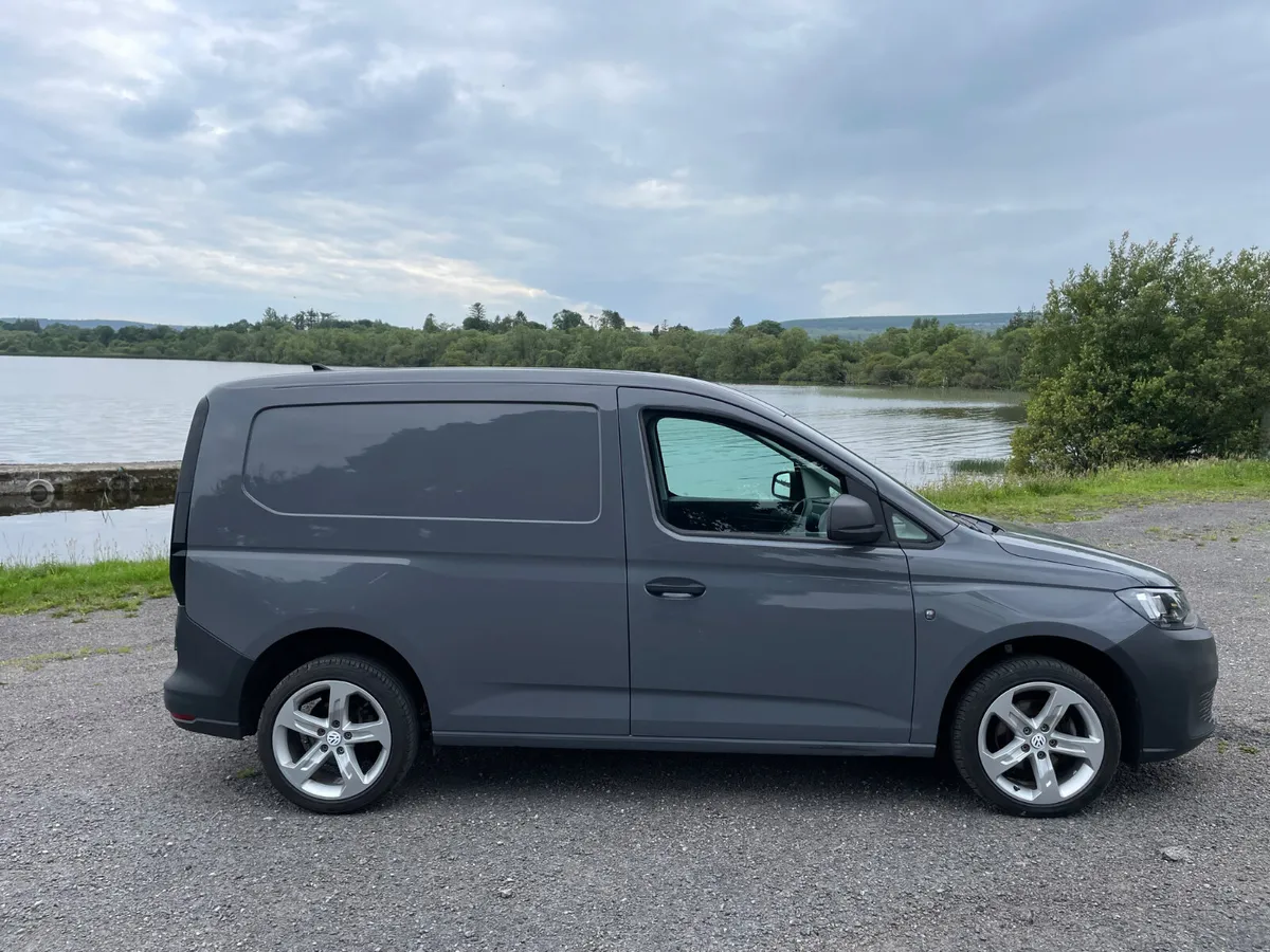 Volkswagen Caddy 2021 2.0 diesel Cvrt 5/26 - Image 2