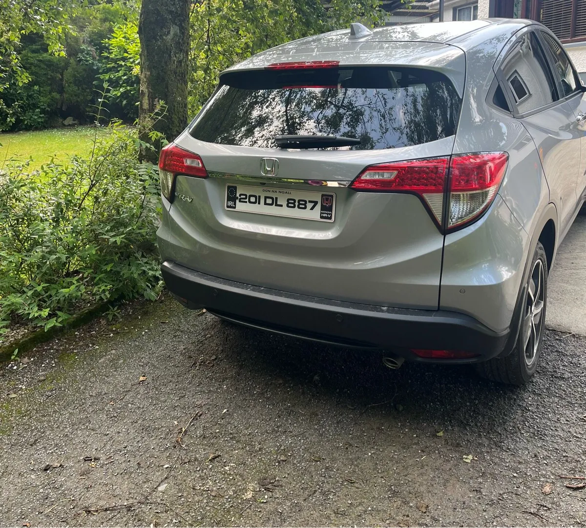 Car - Image 2